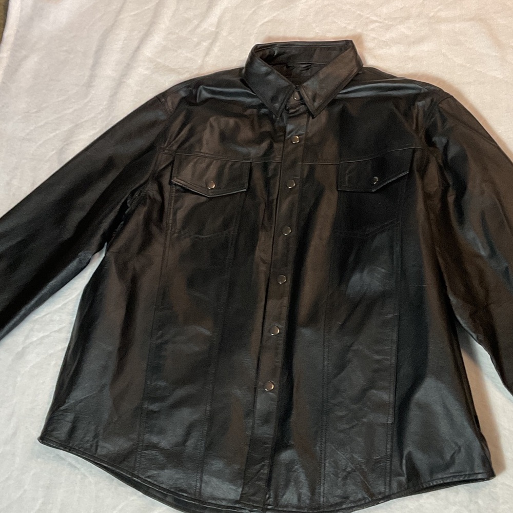 Men's Black Snap-Front Shirt Jacket